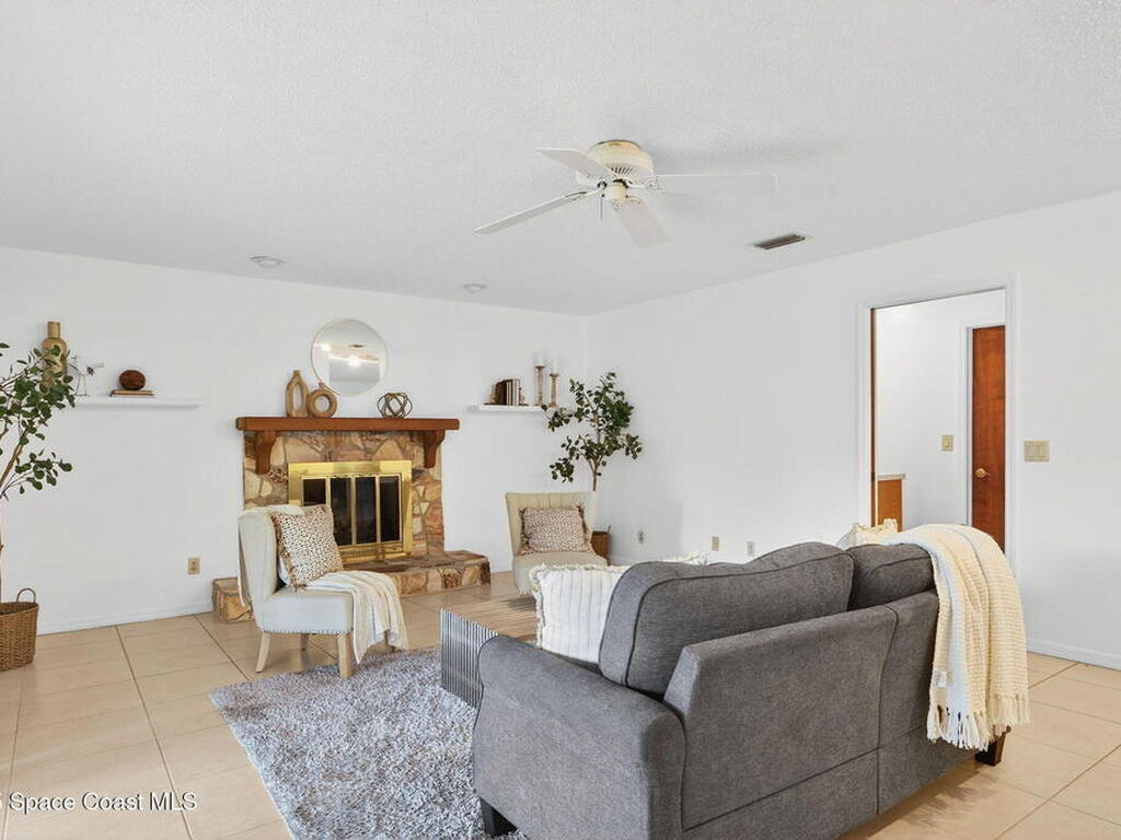 4356 Mustang Road, Melbourne, FL 32934