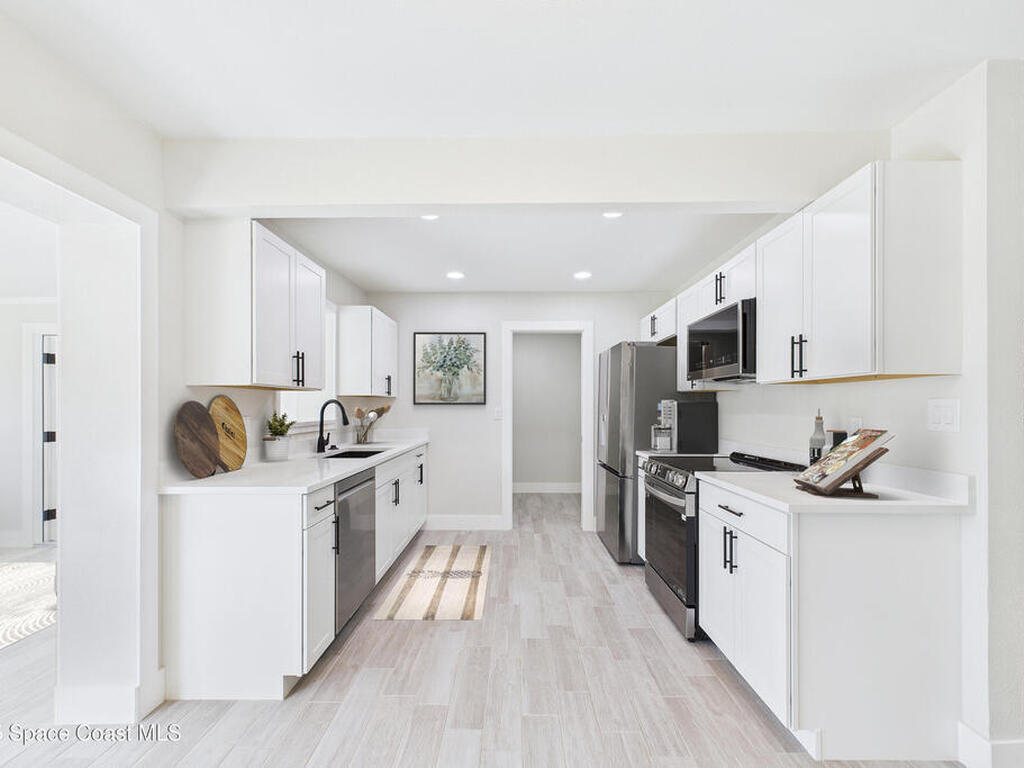 824 Osage Avenue, Melbourne, FL 32935