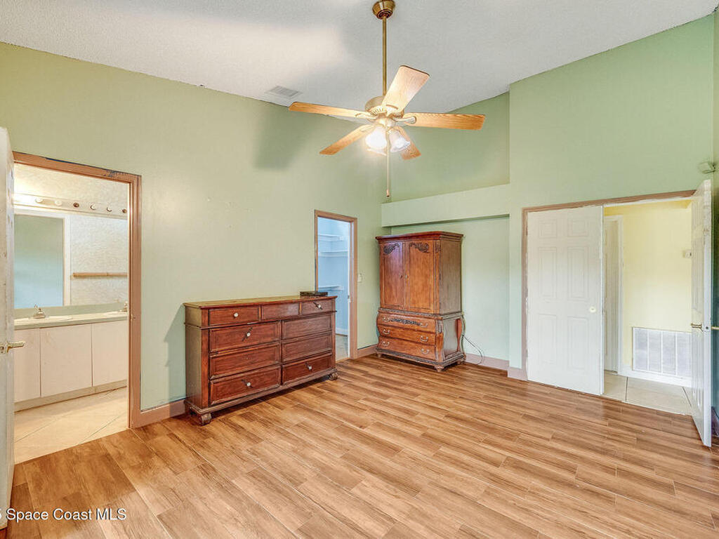 2898 Hagdom Avenue, Palm Bay, FL 32909