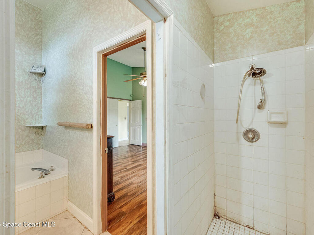 2898 Hagdom Avenue, Palm Bay, FL 32909