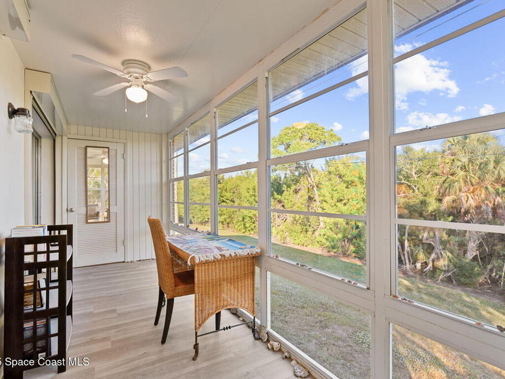 110 Springlake Court, Vero Beach, FL 32962