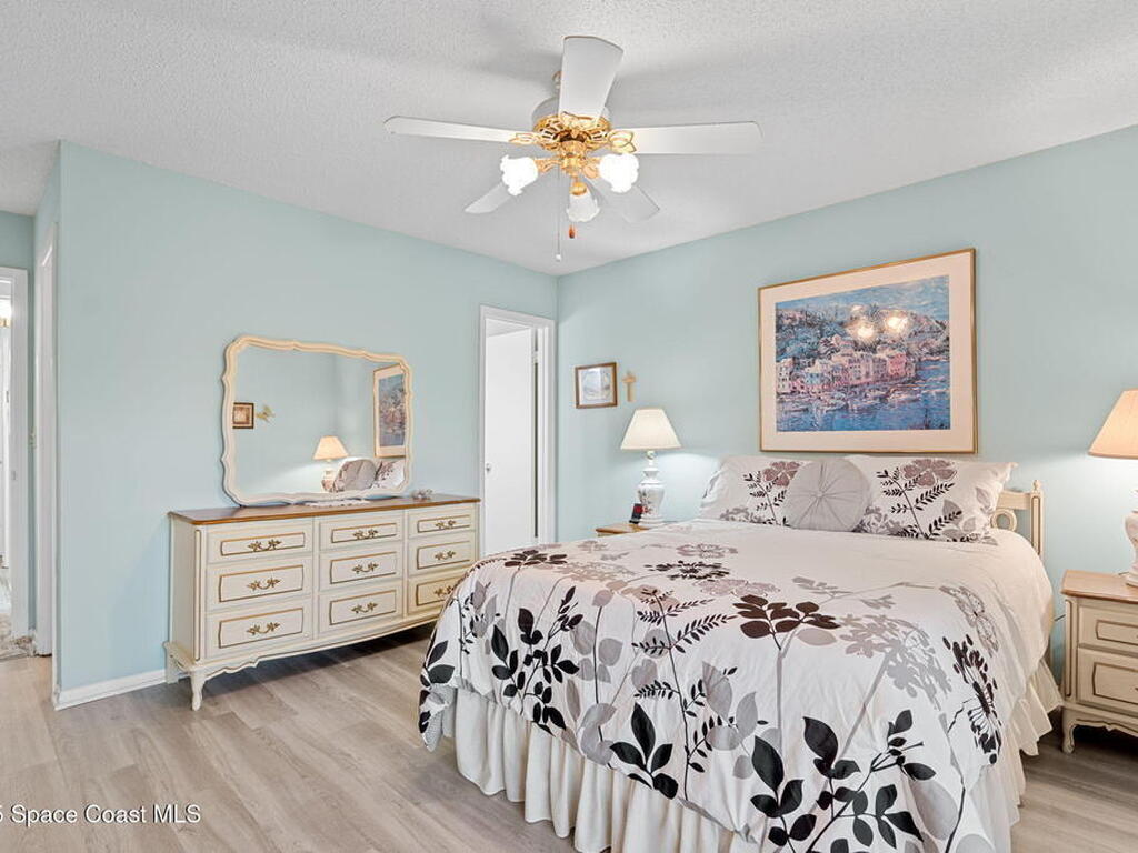 110 Springlake Court, Vero Beach, FL 32962