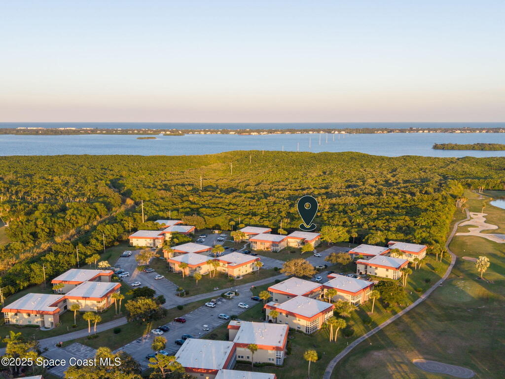 110 Springlake Court, Vero Beach, FL 32962