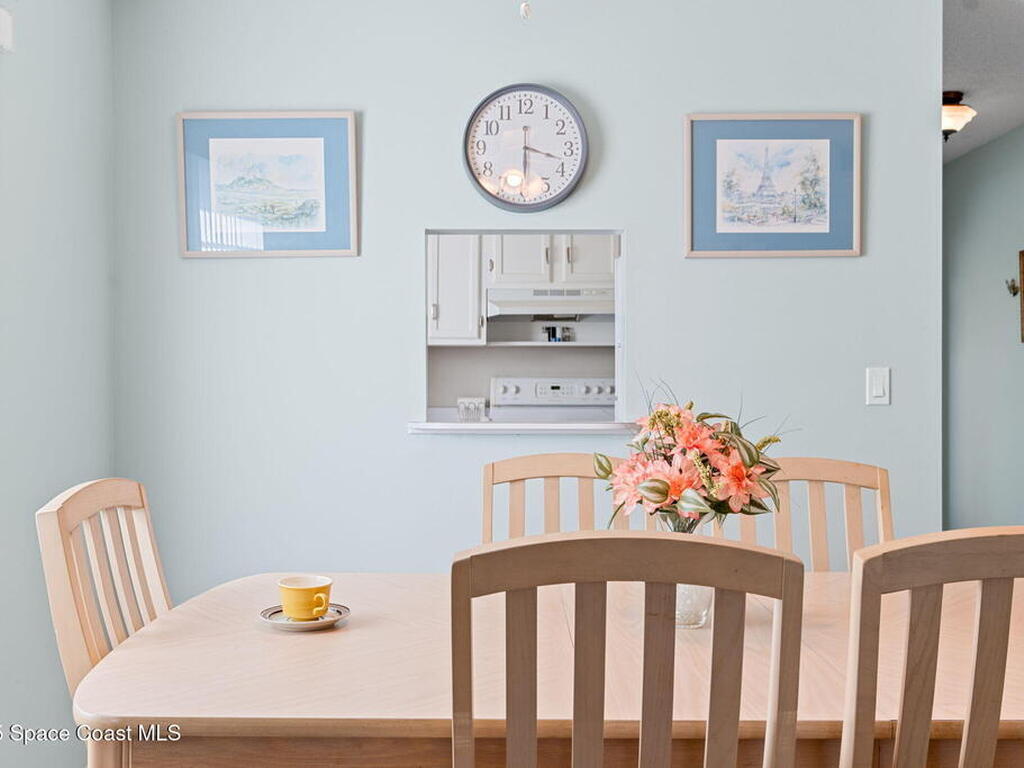 110 Springlake Court, Vero Beach, FL 32962