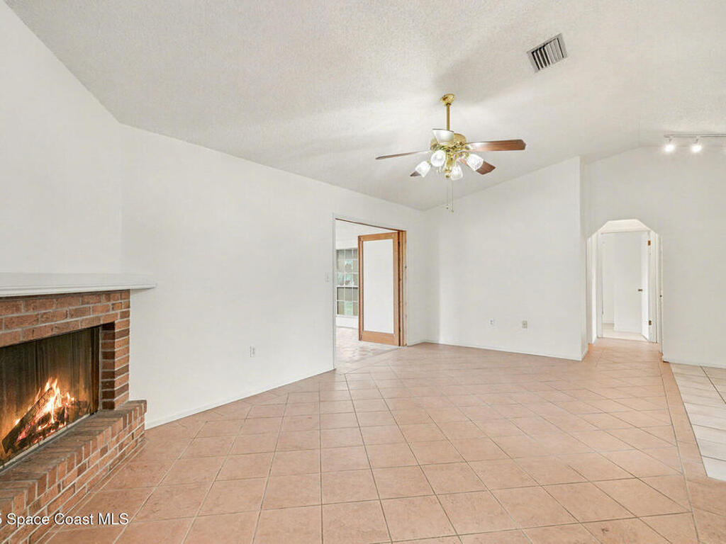 1285 Karlovy Avenue, Palm Bay, FL 32907