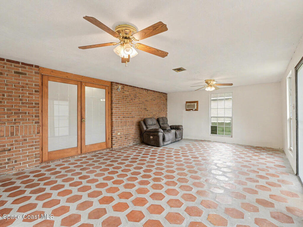 1285 Karlovy Avenue, Palm Bay, FL 32907