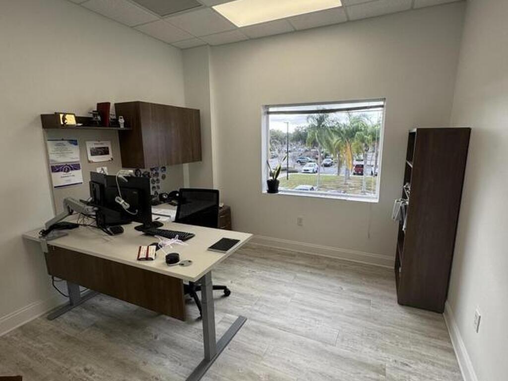 7341 Office Park Place, Suntree, FL 32940