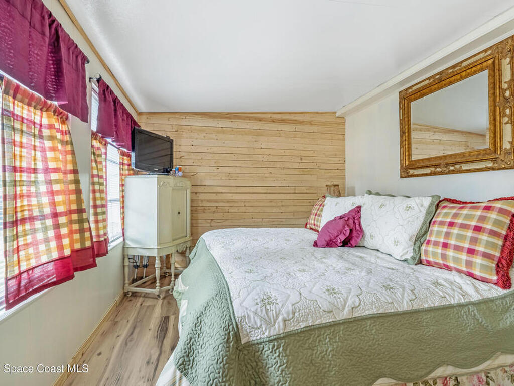 145 Forest Lake Drive, Cocoa, FL 32926