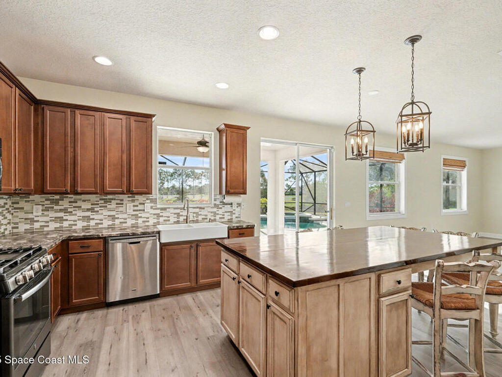 3848 Hollisten Circle, Melbourne, FL 32940