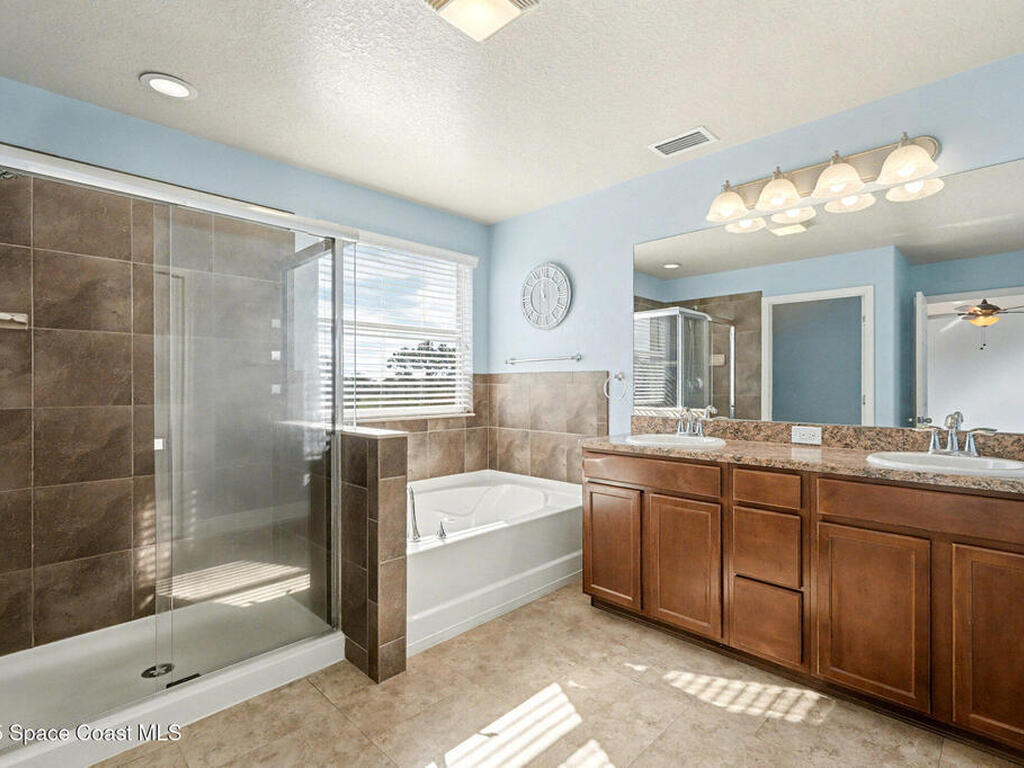 3848 Hollisten Circle, Melbourne, FL 32940