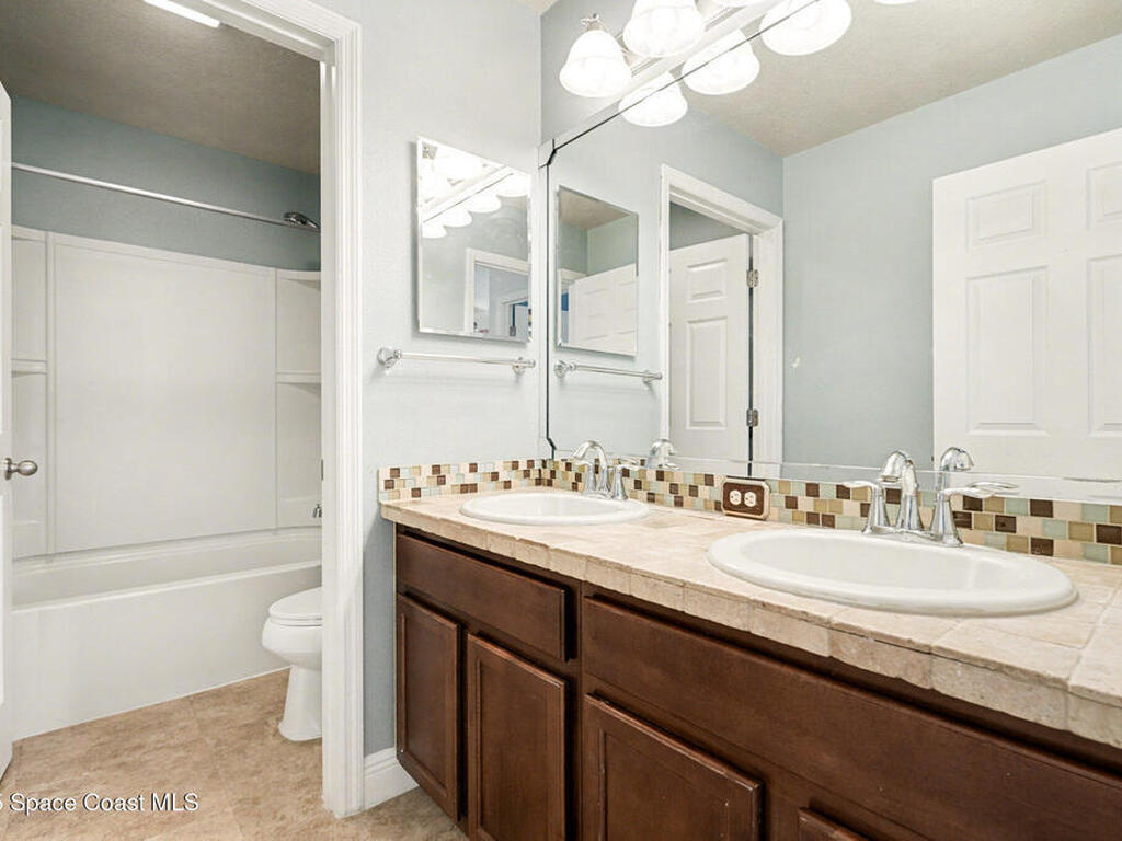 3848 Hollisten Circle, Melbourne, FL 32940