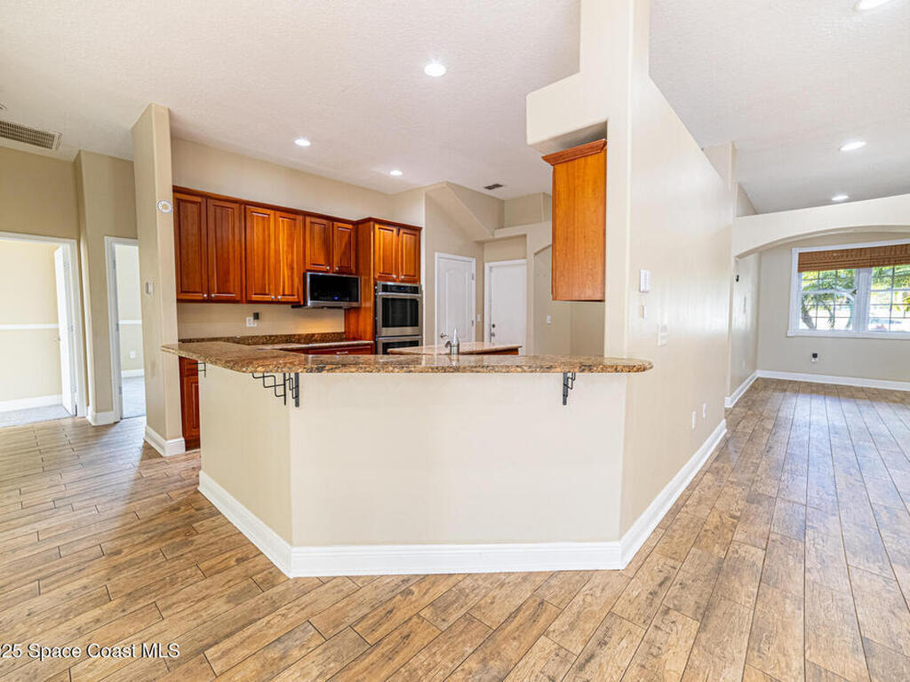 375 Nora Avenue, Merritt Island, FL 32952