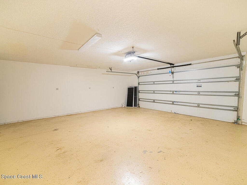 375 Nora Avenue, Merritt Island, FL 32952