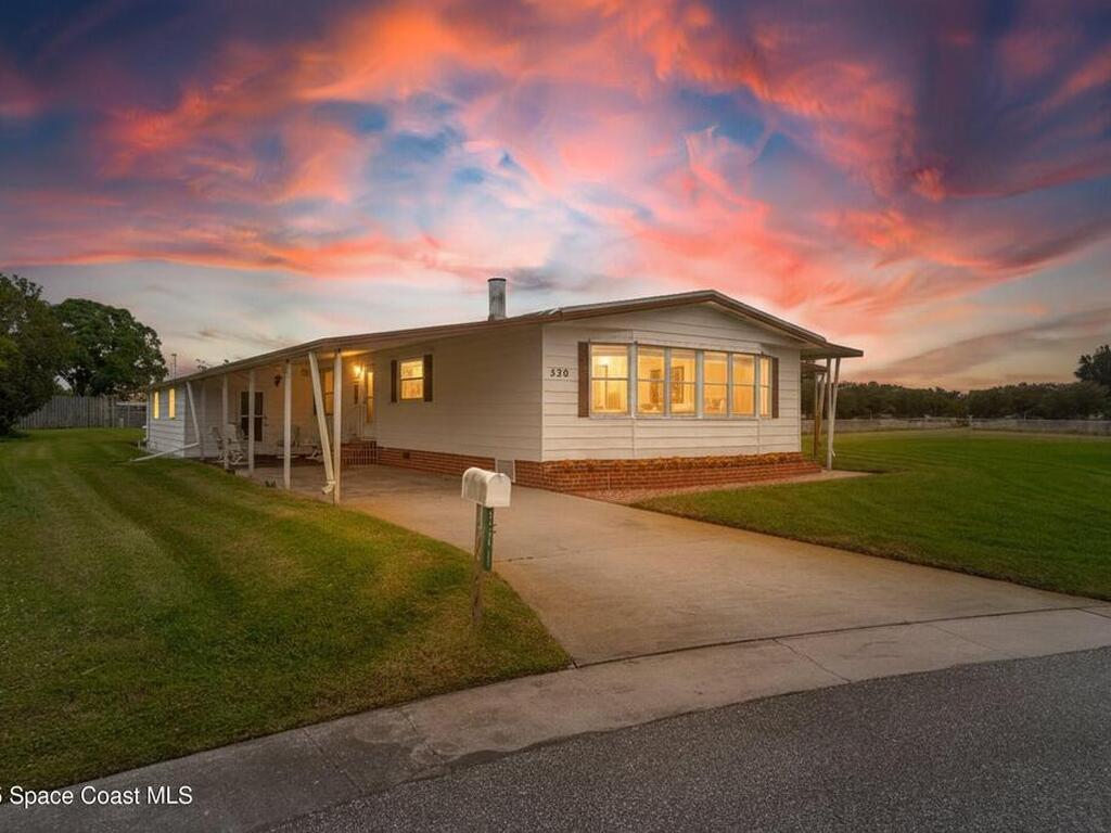 520 Lee Court, West Melbourne, FL 32904