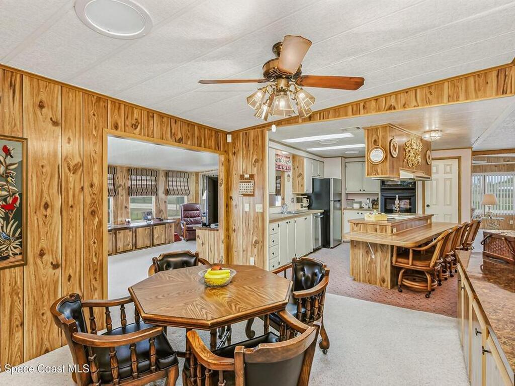 520 Lee Court, West Melbourne, FL 32904