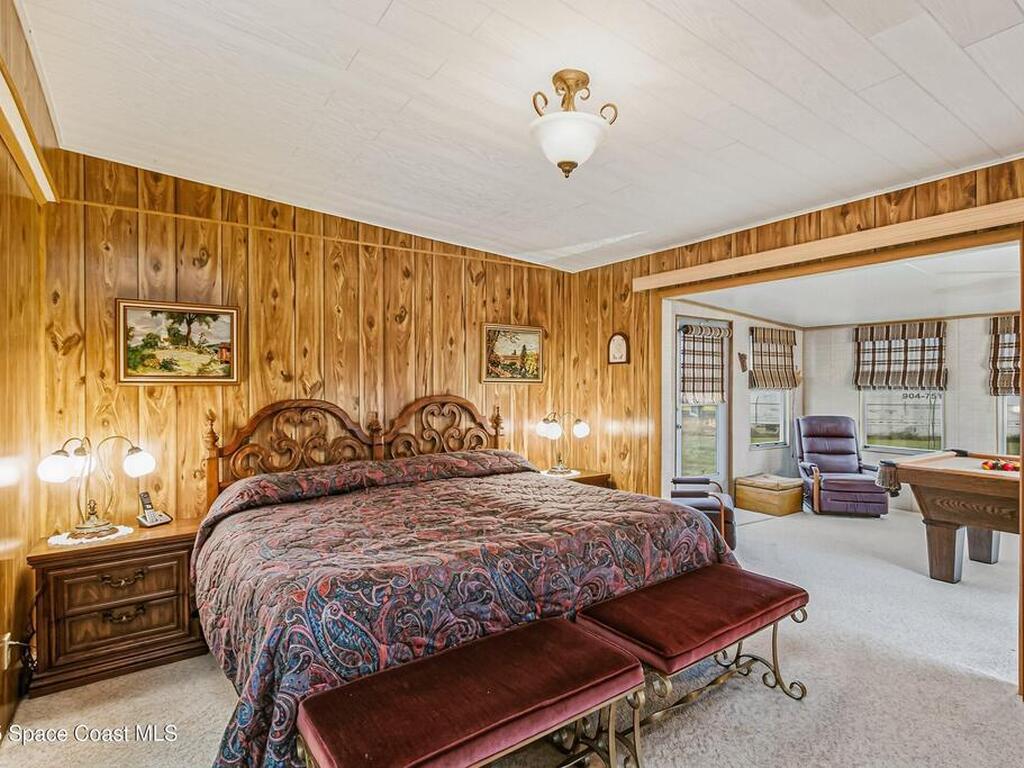 520 Lee Court, West Melbourne, FL 32904