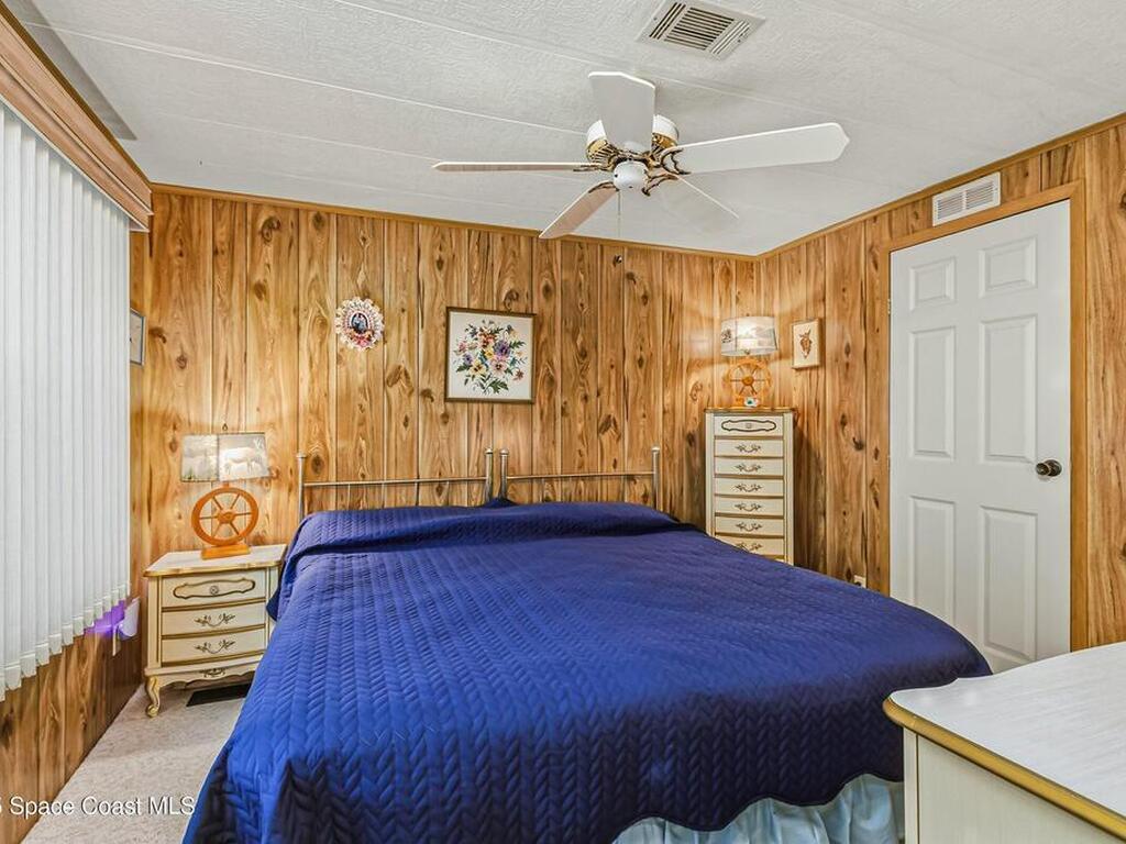 520 Lee Court, West Melbourne, FL 32904