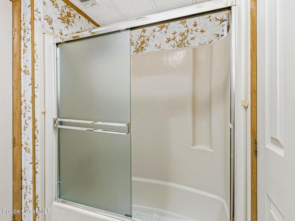 520 Lee Court, West Melbourne, FL 32904