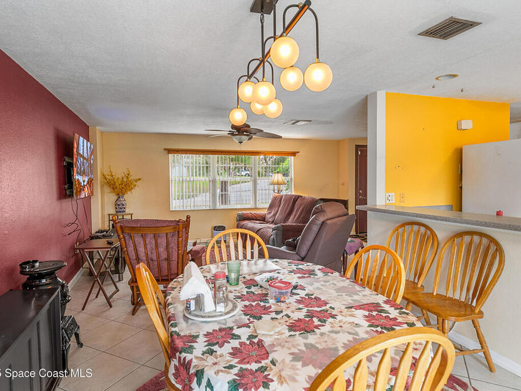 409 Lynn Avenue, Melbourne, FL 32935