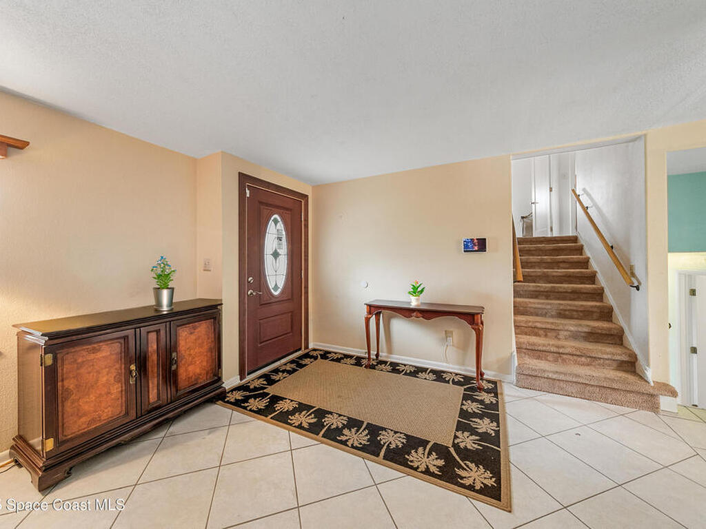 409 Lynn Avenue, Melbourne, FL 32935