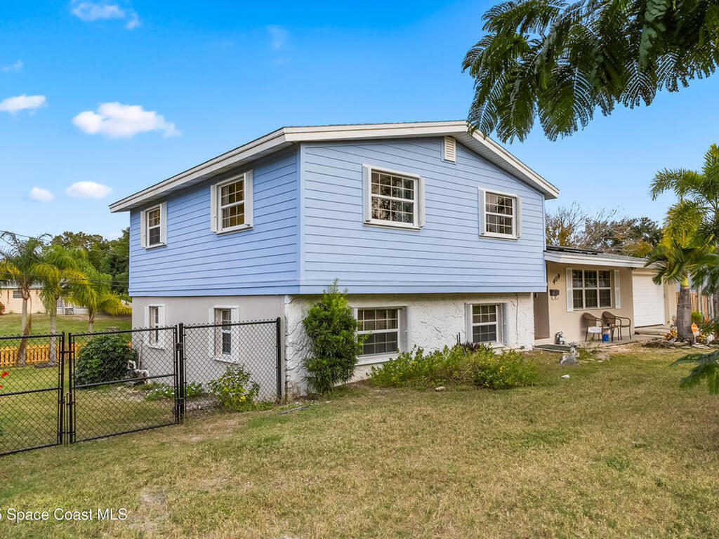 409 Lynn Avenue, Melbourne, FL 32935