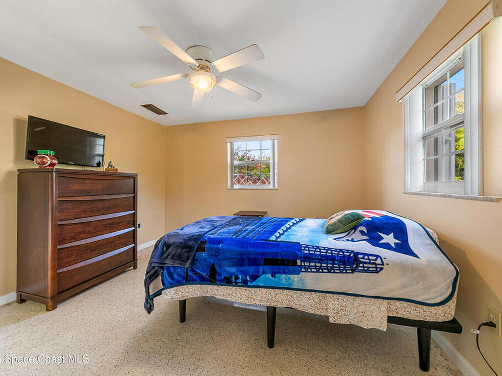 409 Lynn Avenue, Melbourne, FL 32935