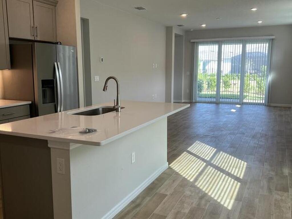 9023 W Nixie Avenue, Melbourne, FL 32940