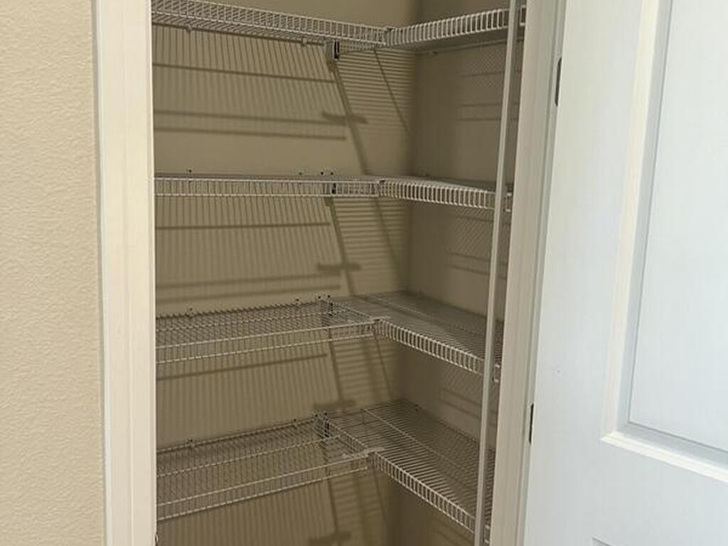 9023 W Nixie Avenue, Melbourne, FL 32940