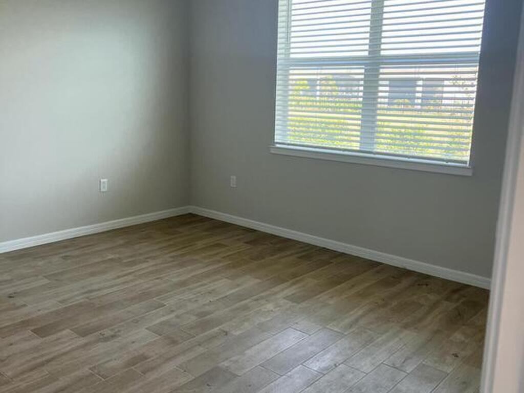 9023 W Nixie Avenue, Melbourne, FL 32940