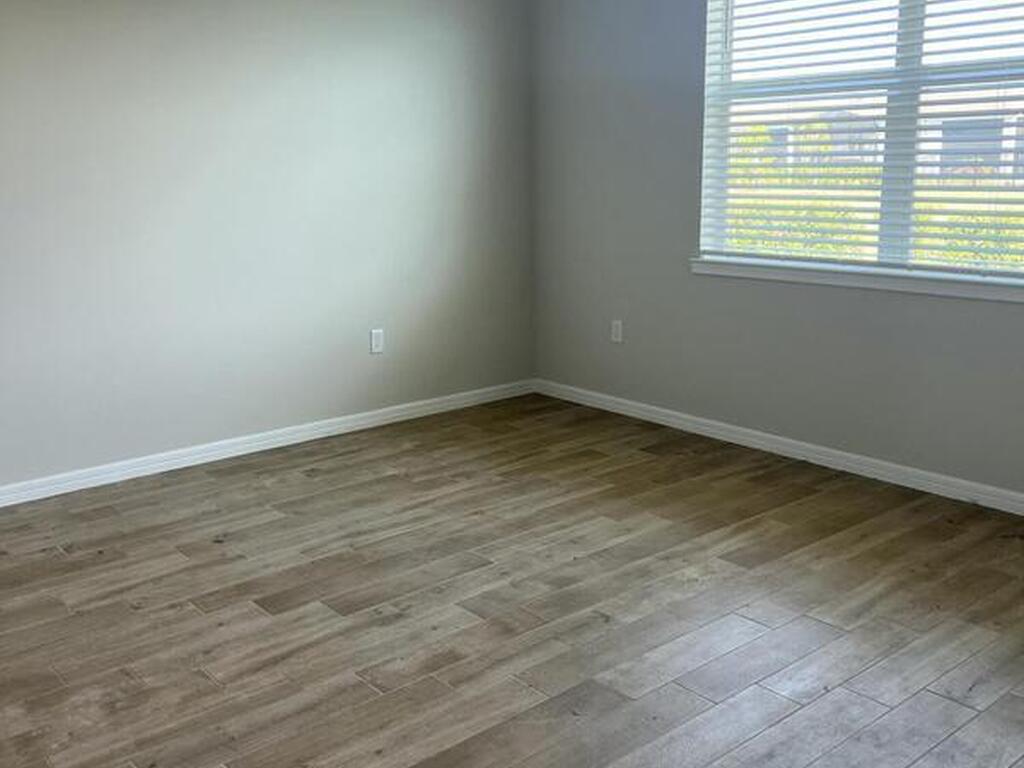 9023 W Nixie Avenue, Melbourne, FL 32940