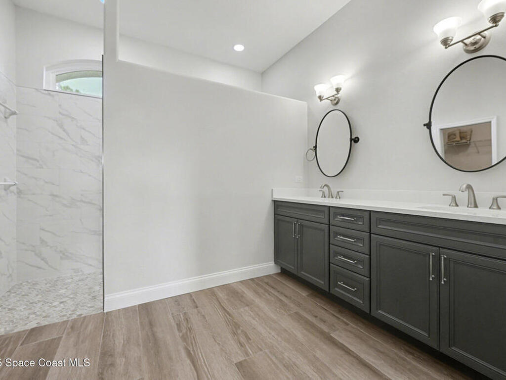 8005 Duncastle Court, Melbourne, FL 32940