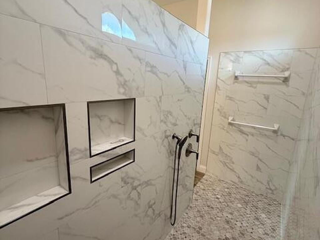 8005 Duncastle Court, Melbourne, FL 32940