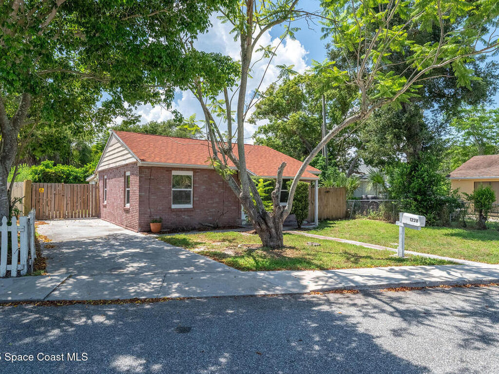 1228 Azalea Court, Melbourne, FL 32935