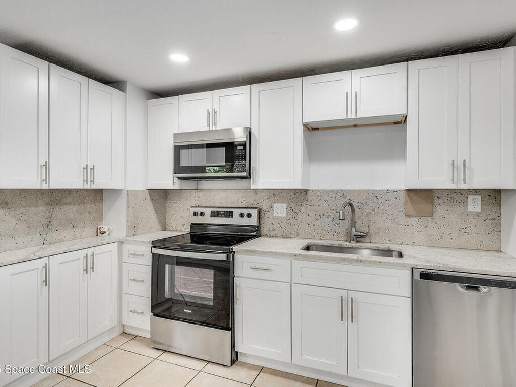 1228 Azalea Court, Melbourne, FL 32935