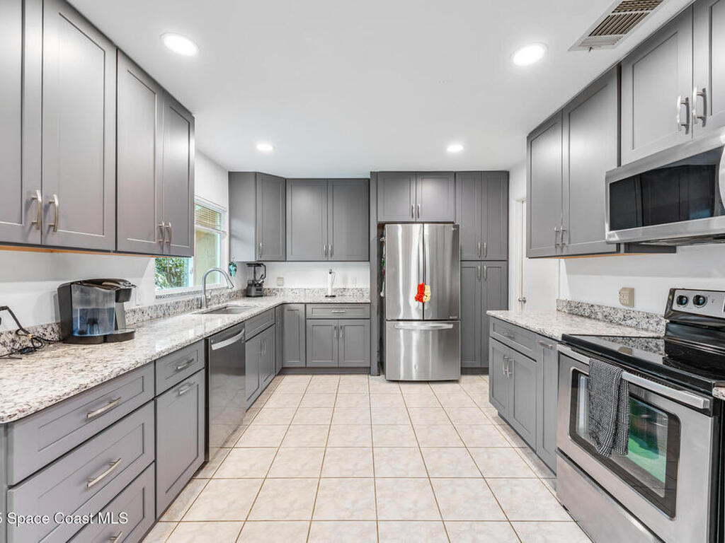 396 Port Malabar Boulevard, Palm Bay, FL 32905