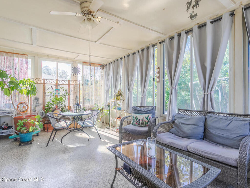 970 Tahiti Avenue, Palm Bay, FL 32909