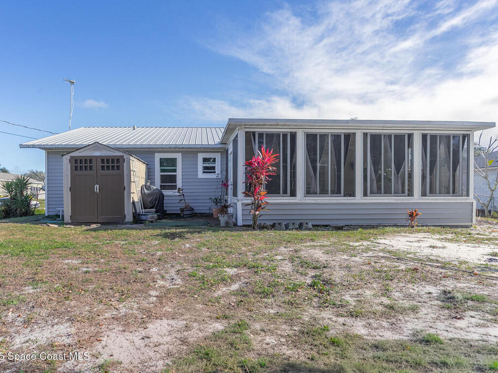 970 Tahiti Avenue, Palm Bay, FL 32909