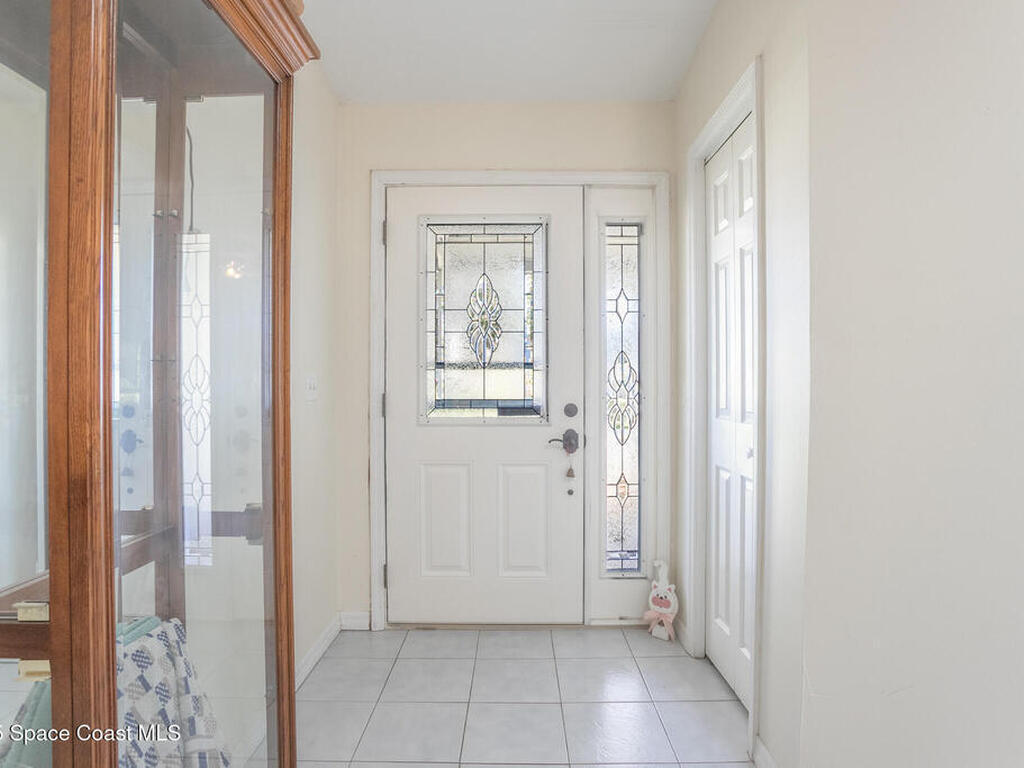 970 Tahiti Avenue, Palm Bay, FL 32909