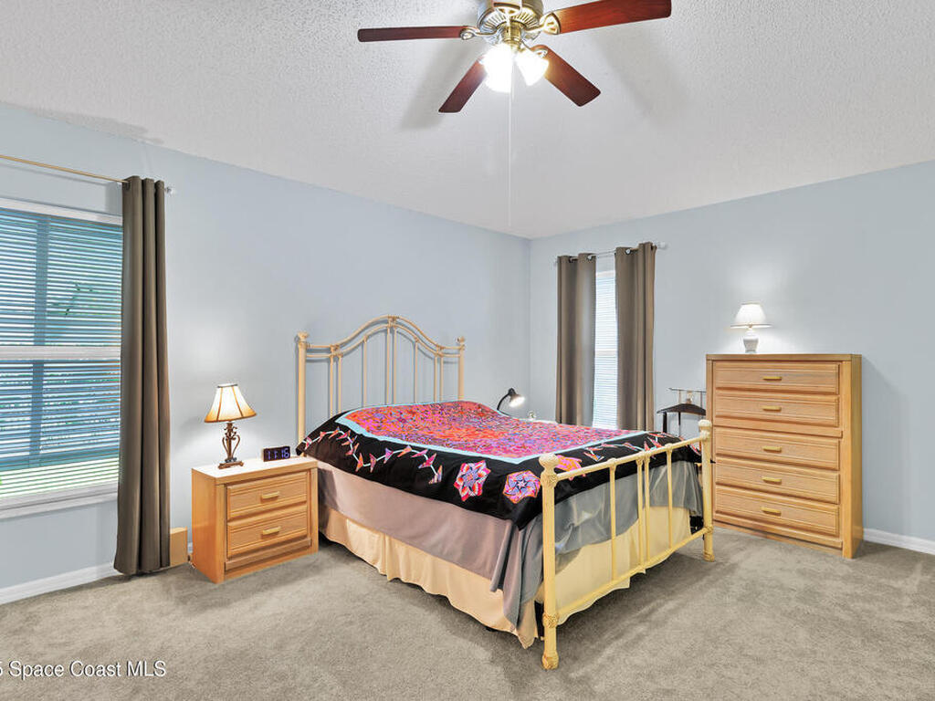 402 Toledo Street, Sebastian, FL 32958