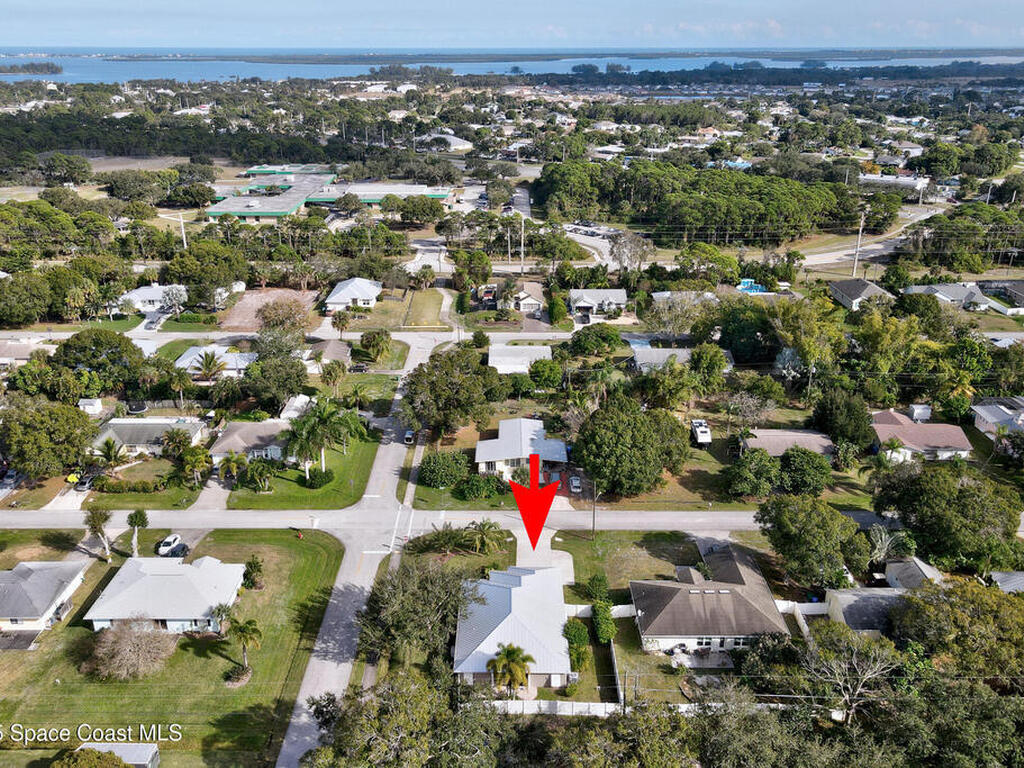 402 Toledo Street, Sebastian, FL 32958