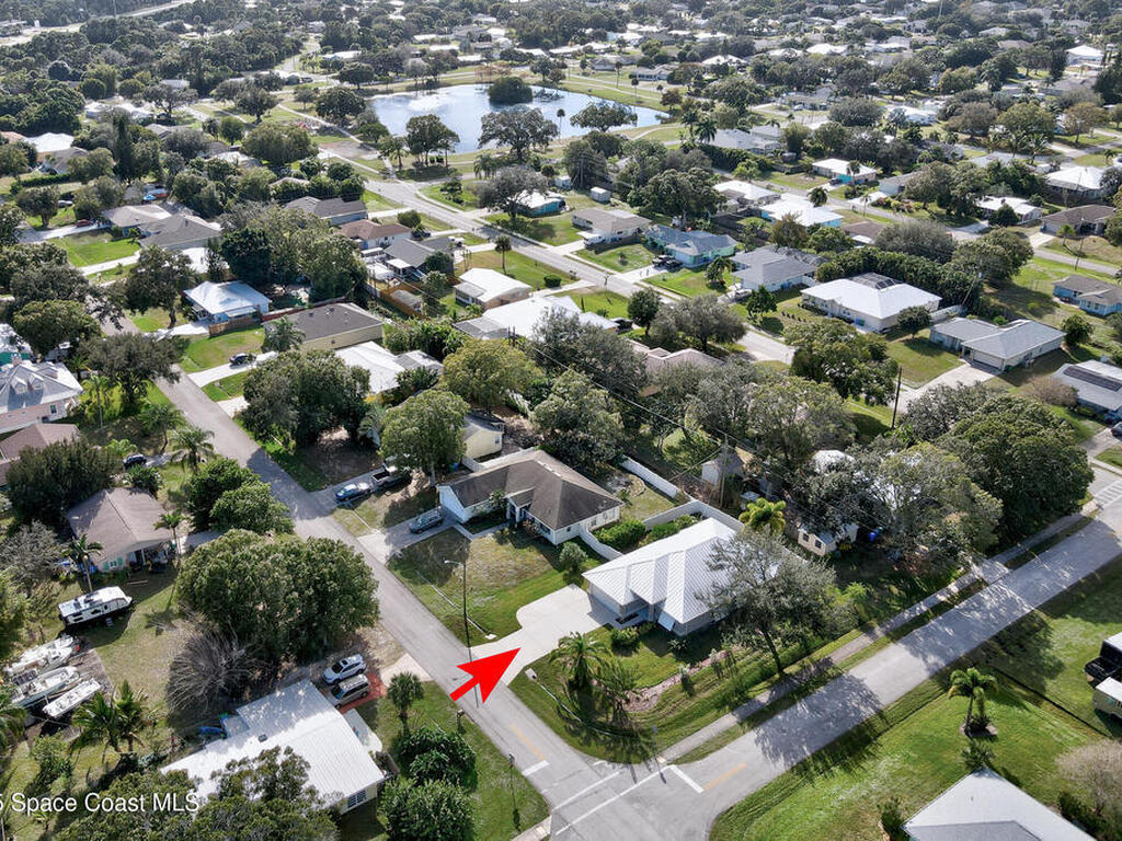 402 Toledo Street, Sebastian, FL 32958