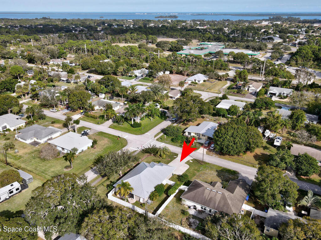 402 Toledo Street, Sebastian, FL 32958