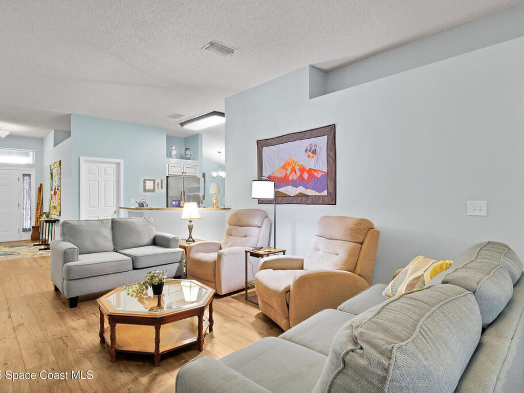 402 Toledo Street, Sebastian, FL 32958