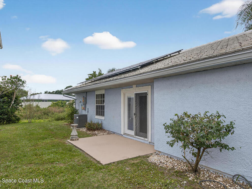 1924 Sugarberry Court, Palm Bay, FL 32905