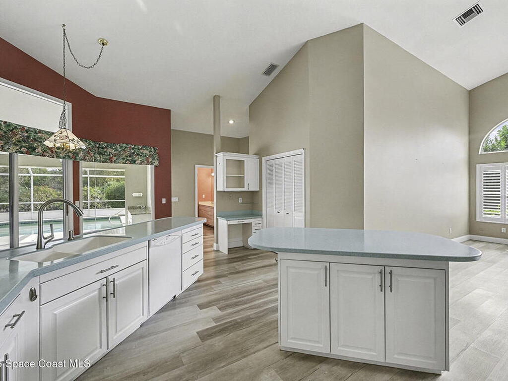 1036 Spanish Wells Drive, Melbourne, FL 32940