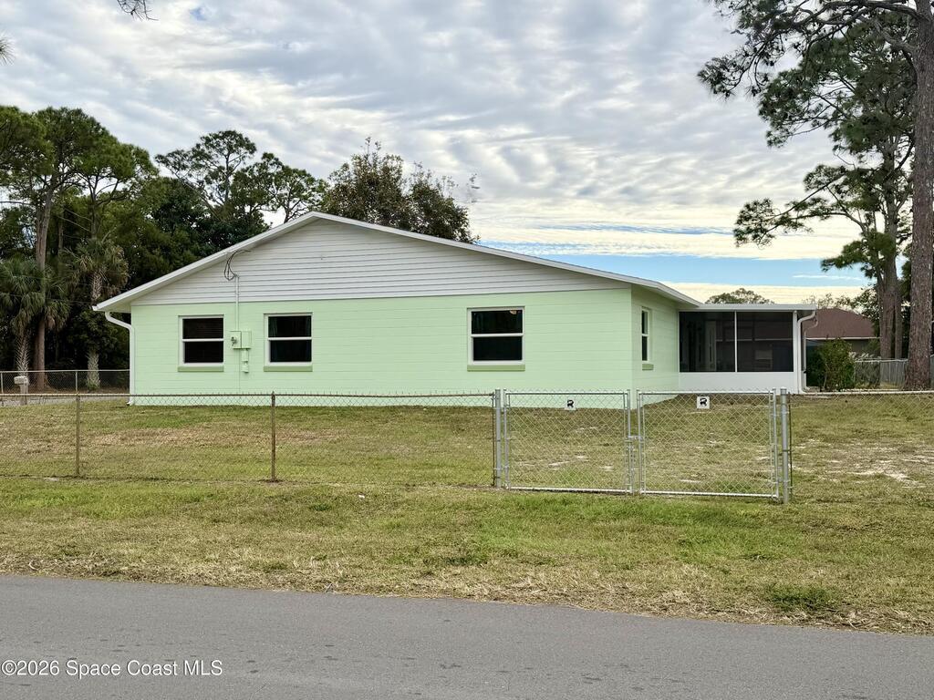 6450 Ember Avenue, Cocoa, FL 32927