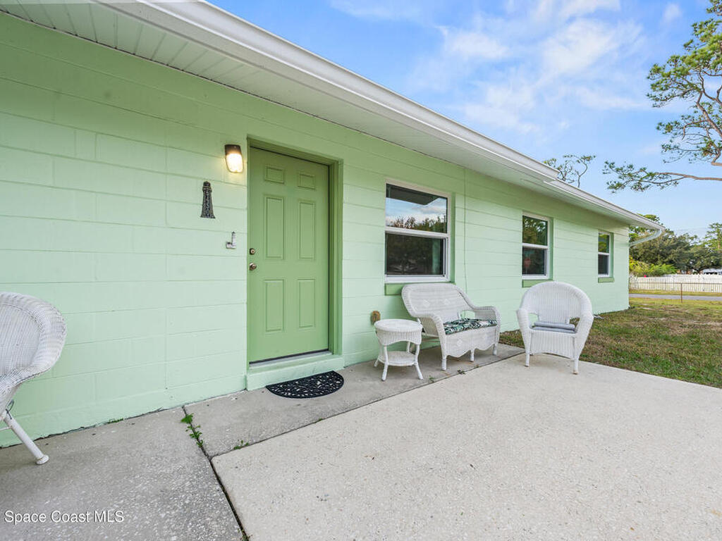 6450 Ember Avenue, Cocoa, FL 32927