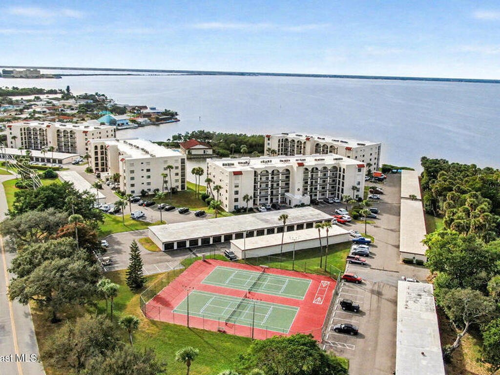 5805 N Banana River Boulevard, Cape Canaveral, FL 32920