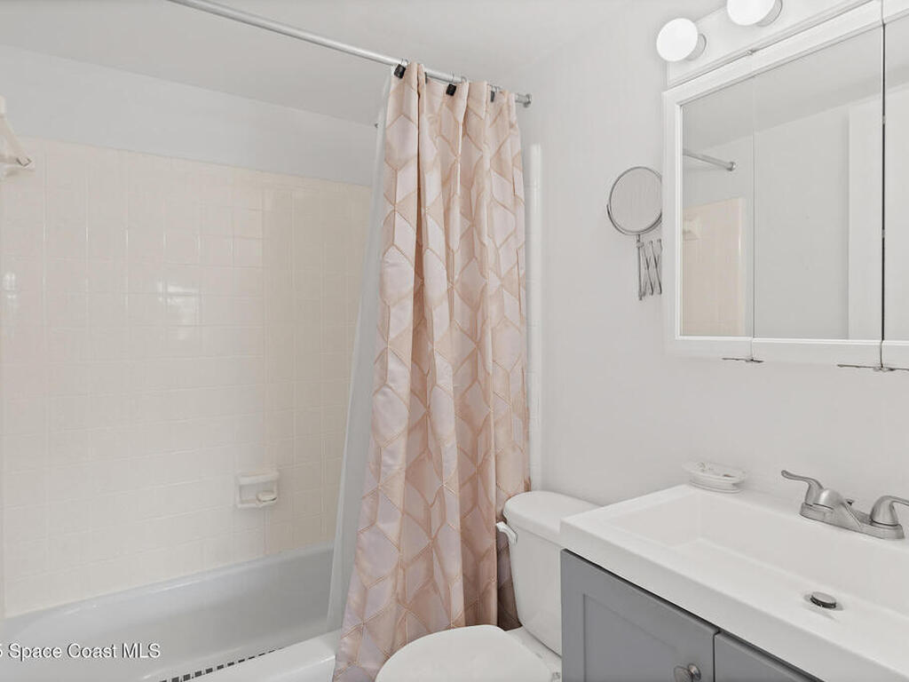 6600 Shuttle Way, Cape Canaveral, FL 32920