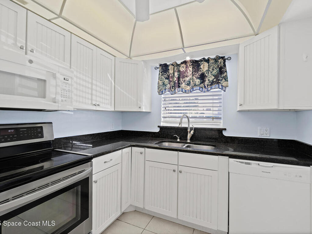 6600 Shuttle Way, Cape Canaveral, FL 32920